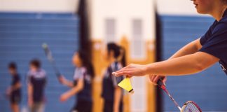Comment se déroule un match de badminton ? Badminton
